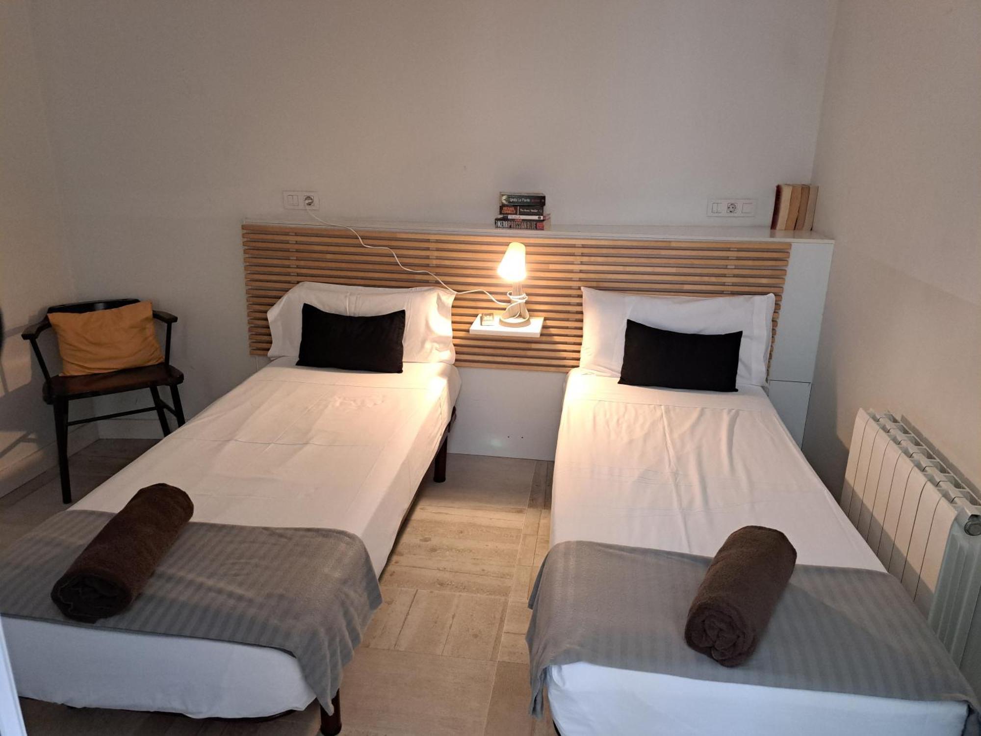 Poble Sec Apartments Barcelona Luaran gambar
