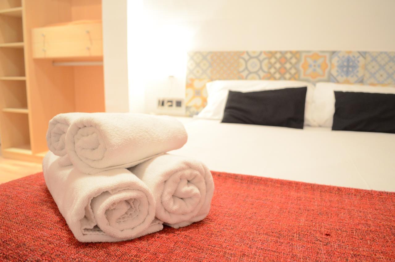 Poble Sec Apartments Barcelona Luaran gambar