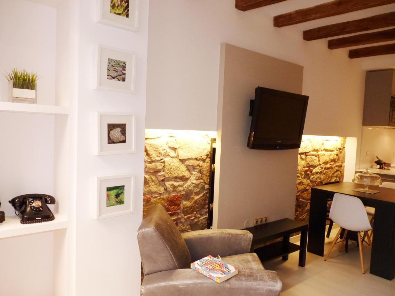 Poble Sec Apartments Barcelona Luaran gambar