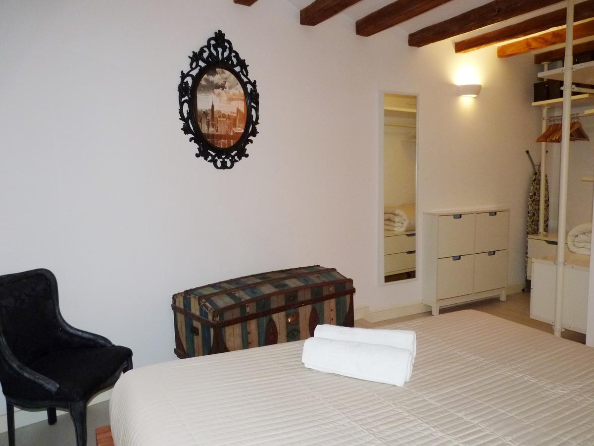 Poble Sec Apartments Barcelona Luaran gambar