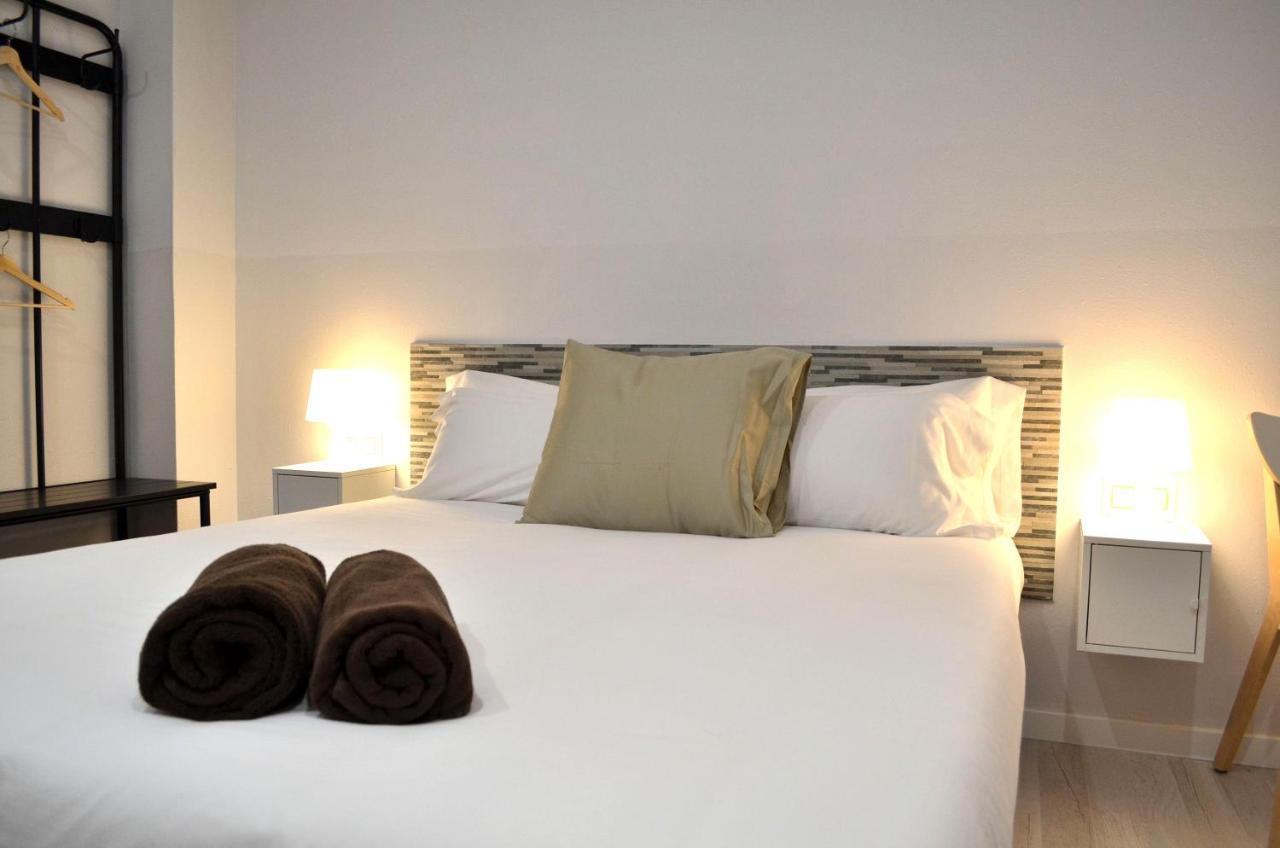 Poble Sec Apartments Barcelona Luaran gambar