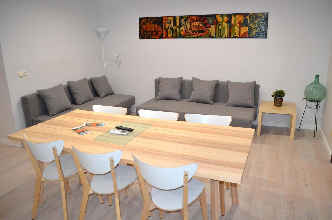 Poble Sec Apartments Barcelona Luaran gambar