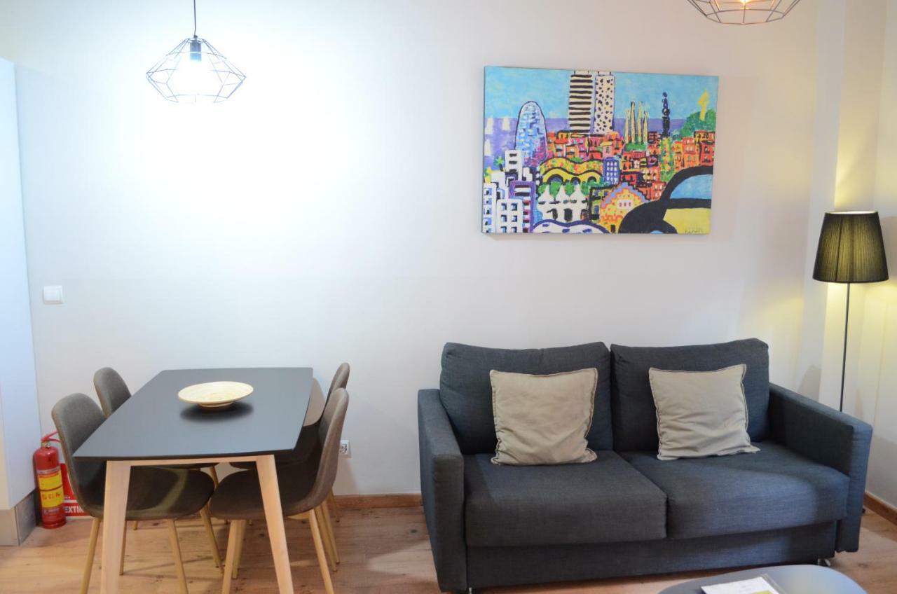 Poble Sec Apartments Barcelona Luaran gambar